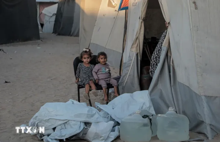Không còn nơi nào an toàn để di tản ở Dải Gaza - Ảnh 1. Không còn nơi nào an toàn để di tản ở Dải Gaza - Ảnh 1.