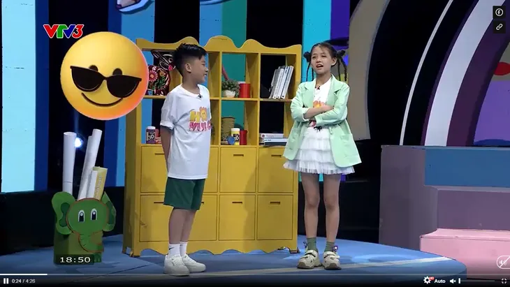 Hoa vui ca: Tập làm quả địa cầu - Ảnh 1. Hoa vui ca: Tập làm quả địa cầu - Ảnh 1.