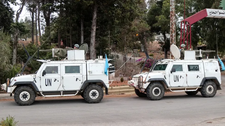 Israel tấn công lực lượng gìn giữ hòa bình của Liên Hợp Quốc tại Lebanon - Ảnh 1. Israel tấn công lực lượng gìn giữ hòa bình của Liên Hợp Quốc tại Lebanon - Ảnh 1.
