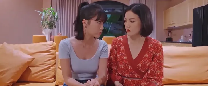 Đi giữa trời rực rỡ - Tập 52: Thái buồn bã nhìn Pu lên xe Chải, Bảo Anh tiếp tục chọc gậy bánh xe - Ảnh 5. Đi giữa trời rực rỡ - Tập 52: Thái buồn bã nhìn Pu lên xe Chải, Bảo Anh tiếp tục chọc gậy bánh xe - Ảnh 5.