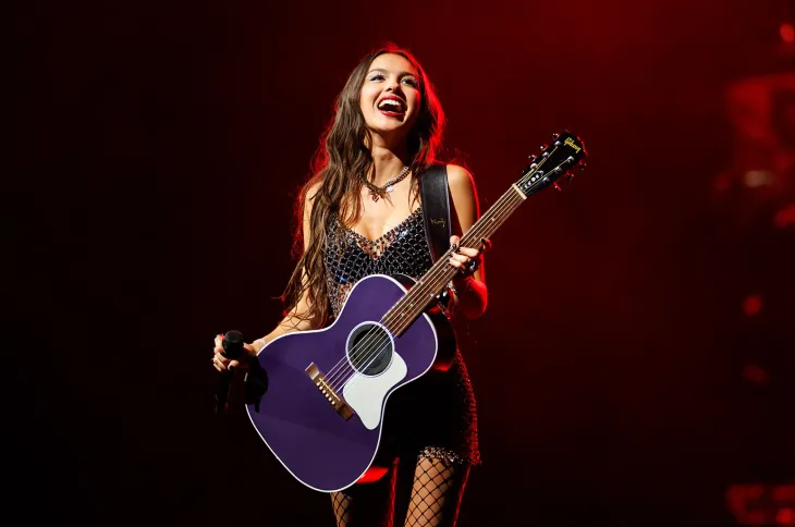 Olivia Rodrigo quyên góp cho tổ chức từ thiện vì sức khỏe phụ nữ của Philippines - Ảnh 1. Olivia Rodrigo quyên góp cho tổ chức từ thiện vì sức khỏe phụ nữ của Philippines - Ảnh 1.