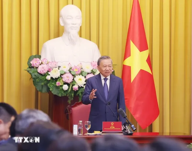 Tổng Bí thư, Chủ tịch nước Tô Lâm trao quyết định bổ nhiệm Đại sứ Việt Nam tại các nước - Ảnh 3. Tổng Bí thư, Chủ tịch nước Tô Lâm trao quyết định bổ nhiệm Đại sứ Việt Nam tại các nước - Ảnh 3.