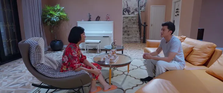 Đi giữa trời rực rỡ - Tập 54: Chị Lê phát hiện Pu đang yêu - Ảnh 5. Đi giữa trời rực rỡ - Tập 54: Chị Lê phát hiện Pu đang yêu - Ảnh 5.