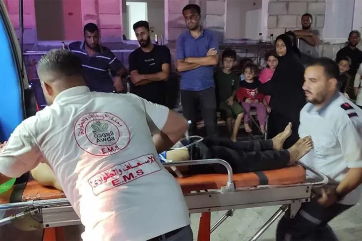 Israel tấn công trường học ở Gaza khiến 22 người thiệt mạng, bao gồm 15 trẻ em - Ảnh 1. Israel tấn công trường học ở Gaza khiến 22 người thiệt mạng, bao gồm 15 trẻ em - Ảnh 1.