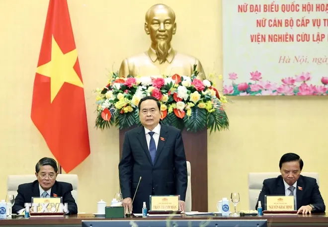 Chủ tịch Quốc hội Trần Thanh Mẫn gặp mặt nữ đại biểu Quốc hội hoạt động chuyên trách - Ảnh 1. Chủ tịch Quốc hội Trần Thanh Mẫn gặp mặt nữ đại biểu Quốc hội hoạt động chuyên trách - Ảnh 1.