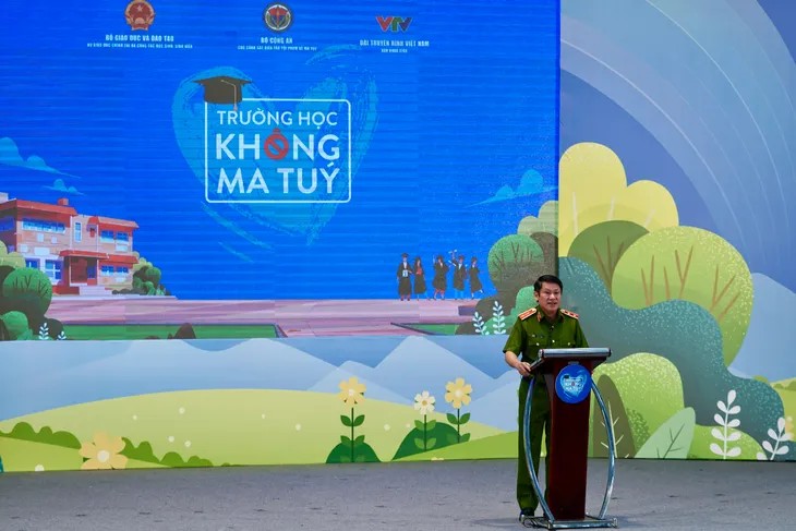 Trường học không ma túy: Cảnh báo tình trạng loạn thần ngáo đá gây án - Ảnh 2. Trường học không ma túy: Cảnh báo tình trạng loạn thần ngáo đá gây án - Ảnh 2.