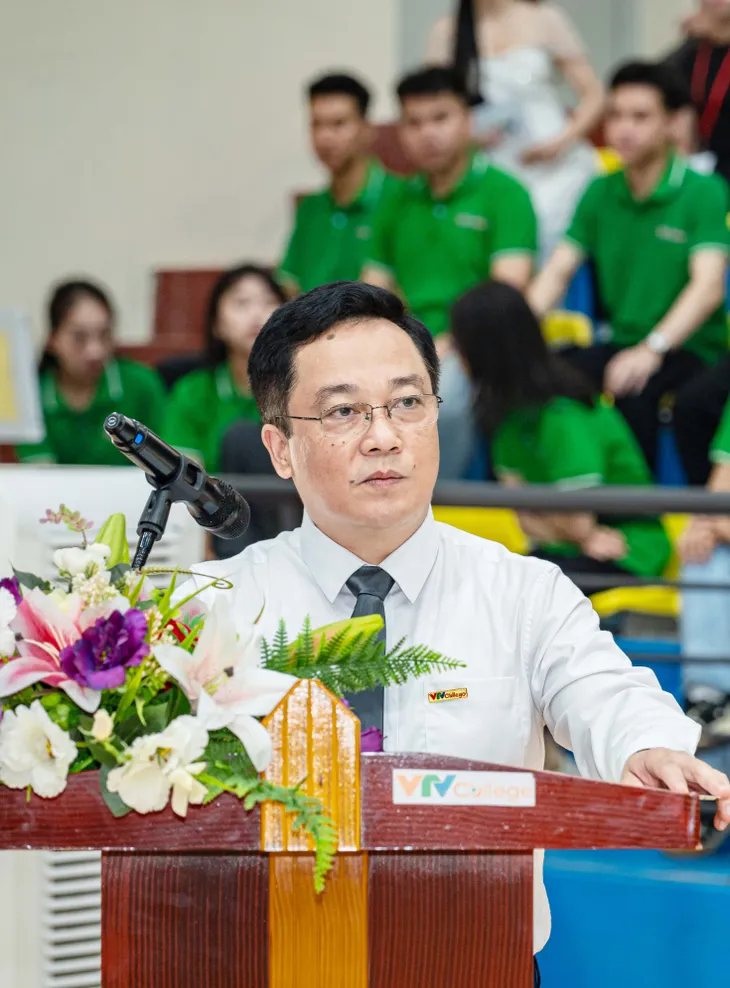 Trường Cao đẳng Truyền hình khai giảng năm học 2024-2025 của hệ Cao đẳng và chào Tân sinh viên khóa 20 - Ảnh 2. Trường Cao đẳng Truyền hình khai giảng năm học 2024-2025 của hệ Cao đẳng và chào Tân sinh viên khóa 20 - Ảnh 2.