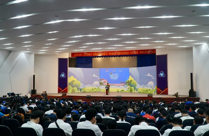 Trường học không ma túy: Cảnh báo tình trạng loạn thần ngáo đá gây án - Ảnh 1. Trường học không ma túy: Cảnh báo tình trạng loạn thần ngáo đá gây án - Ảnh 1.