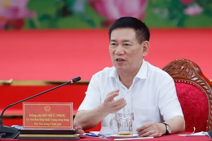 Thủ tướng: Nỗ lực hoàn thành 600 km cao tốc tại ĐBSCL trong năm 2025 - Ảnh 3. Thủ tướng: Nỗ lực hoàn thành 600 km cao tốc tại ĐBSCL trong năm 2025 - Ảnh 3.