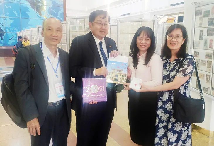 Đại sứ Malaysia tại Việt Nam đánh giá cao Việt Nam tổ chức thành công Triển lãm Tem năm nước - Ảnh 1. Đại sứ Malaysia tại Việt Nam đánh giá cao Việt Nam tổ chức thành công Triển lãm Tem năm nước - Ảnh 1.