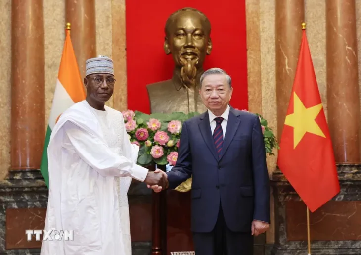 Tổng Bí thư, Chủ tịch nước Tô Lâm tiếp các Đại sứ trình Quốc thư - Ảnh 7. Tổng Bí thư, Chủ tịch nước Tô Lâm tiếp các Đại sứ trình Quốc thư - Ảnh 7.