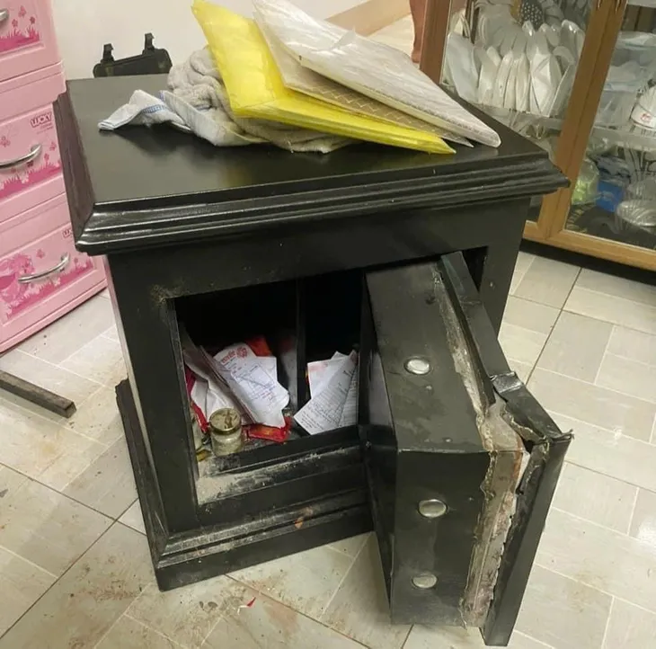 Bắt nhanh nghi phạm đục tường, phá két sắt trộm tài sản - Ảnh 1.