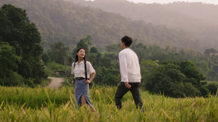 Đi giữa trời rực rỡ - Tập cuối: Pu Chải về thăm bản, kết phim đẹp như mơ - Ảnh 14. Đi giữa trời rực rỡ - Tập cuối: Pu Chải về thăm bản, kết phim đẹp như mơ - Ảnh 14.