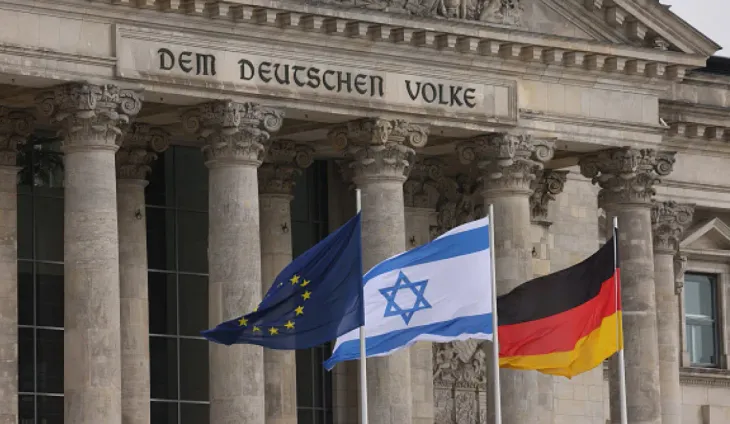 Người đàn ông bị tình nghi lên kế hoạch tấn công Đại sứ quán Israel bị bắt tại Đức - Ảnh 1. Người đàn ông bị tình nghi lên kế hoạch tấn công Đại sứ quán Israel bị bắt tại Đức - Ảnh 1.