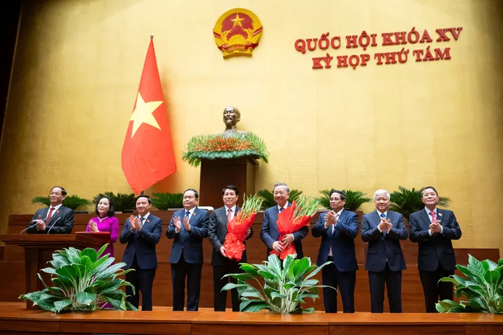 Ông Lương Cường được bầu làm Chủ tịch nước - Ảnh 3. Ông Lương Cường được bầu làm Chủ tịch nước - Ảnh 3.