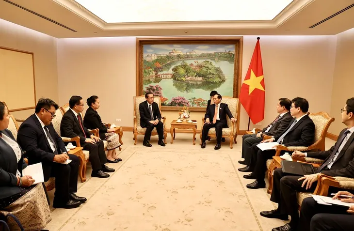 Năng lượng và mỏ là trụ cột hợp tác kinh tế Việt Nam - Lào - Ảnh 1. Năng lượng và mỏ là trụ cột hợp tác kinh tế Việt Nam - Lào - Ảnh 1.