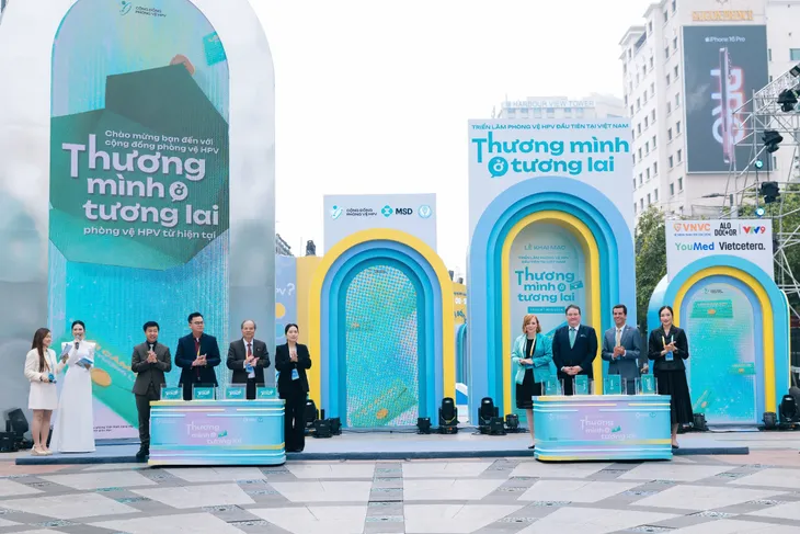Lần đầu tiên tại Việt Nam: Triển lãm phòng vệ HPV chính thức ra mắt công chúng - Ảnh 1. Lần đầu tiên tại Việt Nam: Triển lãm phòng vệ HPV chính thức ra mắt công chúng - Ảnh 1.
