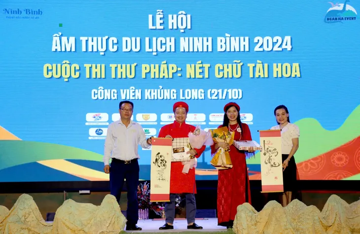 Sôi nổi hội thi thư pháp: Nét chữ Tài hoa - Ảnh 5.