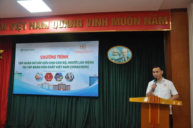 Trung tâm Dịch vụ Nhân đạo huấn luyện Sơ cấp cứu tại Tập đoàn Hóa chất - Ảnh 4. Trung tâm Dịch vụ Nhân đạo huấn luyện Sơ cấp cứu tại Tập đoàn Hóa chất - Ảnh 4.