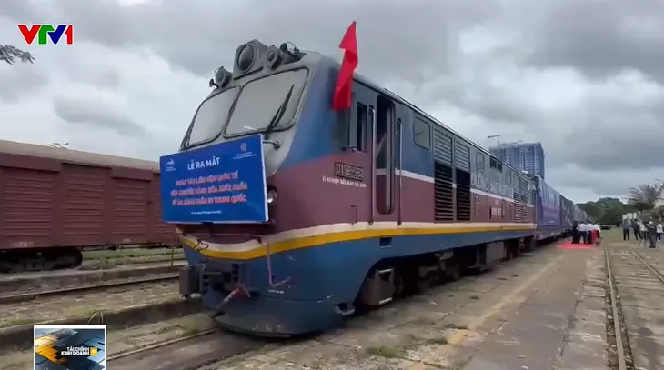 Đầu tư hạ tầng đường sắt thúc đẩy vận tải liên vận - Ảnh 1. Đầu tư hạ tầng đường sắt thúc đẩy vận tải liên vận - Ảnh 1.