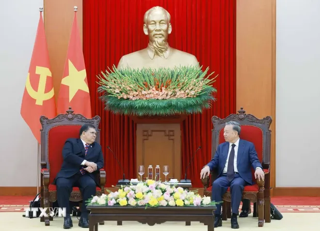 Đề nghị Malaysia tạo thuận lợi hơn nữa cho hợp tác kinh tế, thương mại và đầu tư - Ảnh 1. Đề nghị Malaysia tạo thuận lợi hơn nữa cho hợp tác kinh tế, thương mại và đầu tư - Ảnh 1.