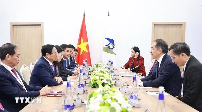 Thủ tướng Phạm Minh Chính tiếp Chủ tịch Hội đồng Ủy ban Kinh tế Á - Âu - Ảnh 1. Thủ tướng Phạm Minh Chính tiếp Chủ tịch Hội đồng Ủy ban Kinh tế Á - Âu - Ảnh 1.