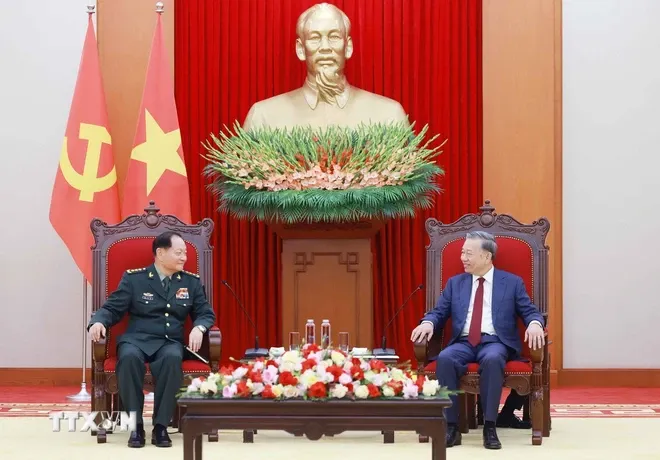 Tổng Bí thư Tô Lâm tiếp Phó Chủ tịch Quân ủy Trung ương Trung Quốc - Ảnh 1. Tổng Bí thư Tô Lâm tiếp Phó Chủ tịch Quân ủy Trung ương Trung Quốc - Ảnh 1.