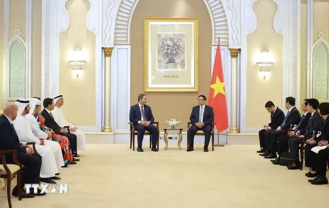 Thủ tướng Phạm Minh Chính hoan nghênh các tập đoàn UAE hợp tác đầu tư tại Việt Nam - Ảnh 3. Thủ tướng Phạm Minh Chính hoan nghênh các tập đoàn UAE hợp tác đầu tư tại Việt Nam - Ảnh 3.