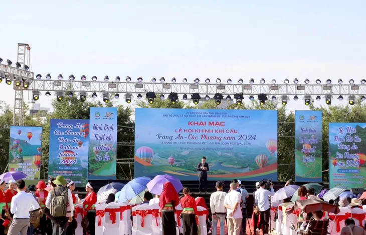 Sôi động Lễ hội khinh khí cầu Tràng An - Cúc Phương - Ảnh 2. Sôi động Lễ hội khinh khí cầu Tràng An - Cúc Phương - Ảnh 2.