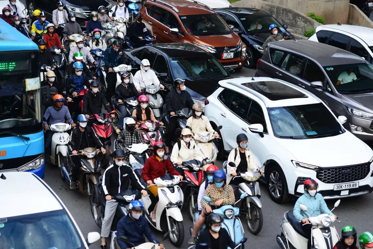 Hà Nội những ngày đầu đón gió lạnh về - Ảnh 7. Hà Nội những ngày đầu đón gió lạnh về - Ảnh 7.