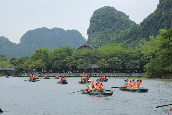 Nghiên cứu Lượng giá giá trị kinh tế của Quần thể danh thắng Tràng An - Ảnh 6. Nghiên cứu Lượng giá giá trị kinh tế của Quần thể danh thắng Tràng An - Ảnh 6.