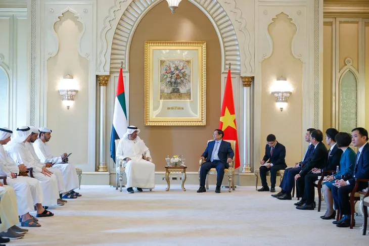 UAE muốn xây dựng trung tâm trung chuyển, dự trữ các sản phẩm dầu mỏ tại Việt Nam - Ảnh 1. UAE muốn xây dựng trung tâm trung chuyển, dự trữ các sản phẩm dầu mỏ tại Việt Nam - Ảnh 1.