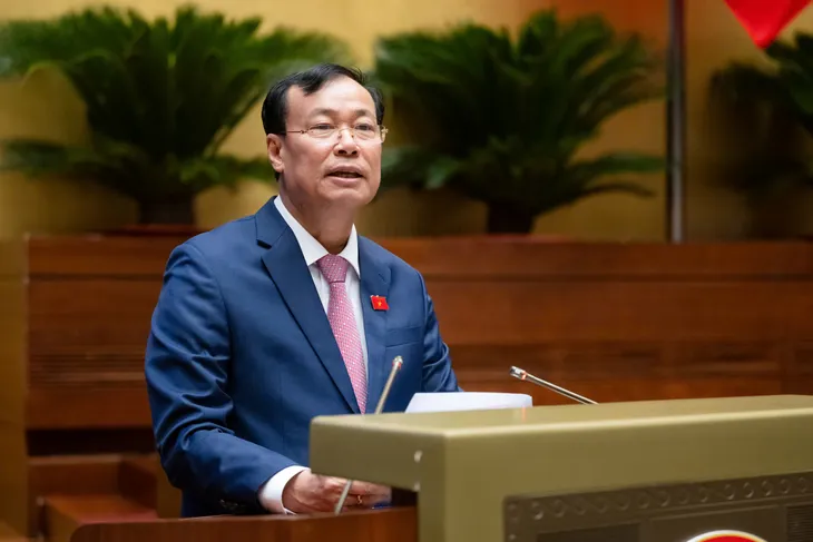 Bộ Quốc phòng cấp phép hoặc phân cấp cấp phép bay đối với tàu bay không người lái - Ảnh 1. Bộ Quốc phòng cấp phép hoặc phân cấp cấp phép bay đối với tàu bay không người lái - Ảnh 1.