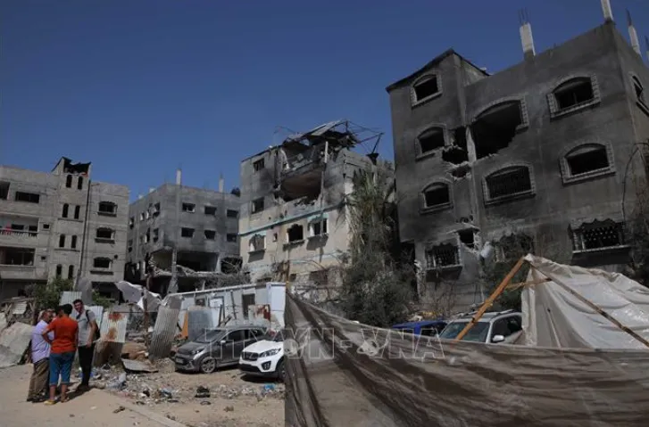 Hamas sẵn sàng ngừng bắn vĩnh viễn ở Gaza - Ảnh 1. Hamas sẵn sàng ngừng bắn vĩnh viễn ở Gaza - Ảnh 1.