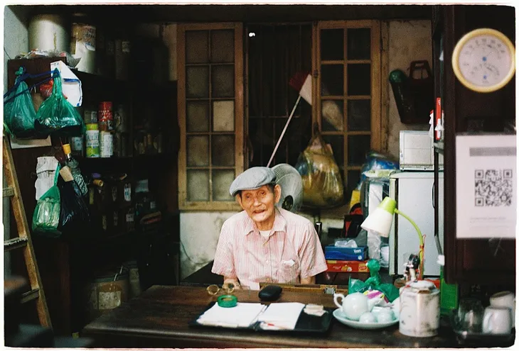 “Sống chậm” giữa mùa thu Hà Nội với thú chơi chụp ảnh phim - Ảnh 6. “Sống chậm” giữa mùa thu Hà Nội với thú chơi chụp ảnh phim - Ảnh 6.