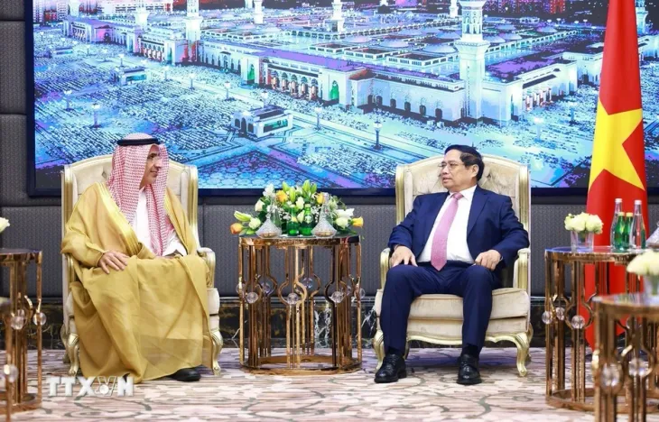Thủ tướng làm việc với các doanh nghiệp lớn của Saudi Arabia - Ảnh 2. Thủ tướng làm việc với các doanh nghiệp lớn của Saudi Arabia - Ảnh 2.