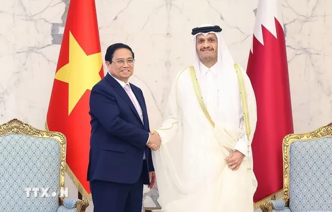 Thủ tướng Nhà nước Qatar chủ trì Lễ đón chính thức Thủ tướng Phạm Minh Chính - Ảnh 2. Thủ tướng Nhà nước Qatar chủ trì Lễ đón chính thức Thủ tướng Phạm Minh Chính - Ảnh 2.