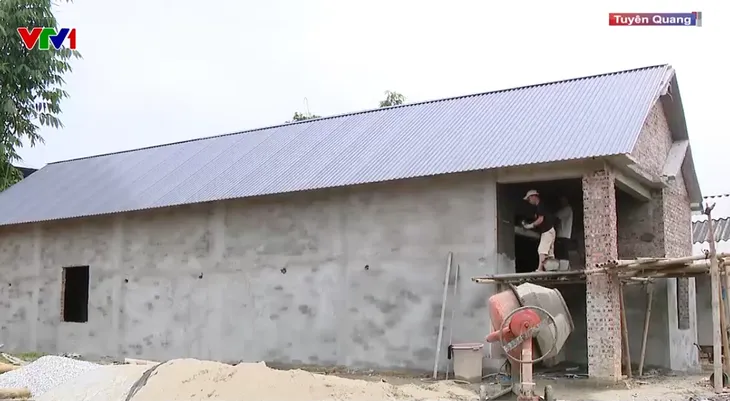 Hàng nghìn ngôi nhà được xây mới nhờ phong trào “3 cùng” xóa nhà dột nát - Ảnh 1. Hàng nghìn ngôi nhà được xây mới nhờ phong trào “3 cùng” xóa nhà dột nát - Ảnh 1.