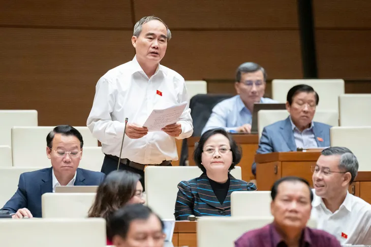 Đại biểu Quốc hội tâm tư về mức lương khởi điểm của công chức - Ảnh 2. Đại biểu Quốc hội tâm tư về mức lương khởi điểm của công chức - Ảnh 2.