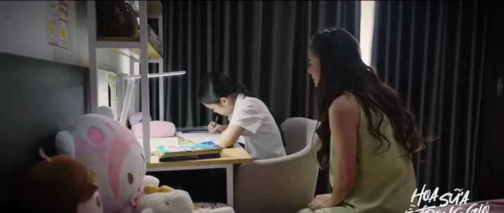 Hoa sữa về trong gió - Tập 44: Thuận bị con gái xa lánh - Ảnh 2. Hoa sữa về trong gió - Tập 44: Thuận bị con gái xa lánh - Ảnh 2.