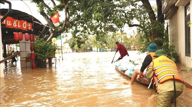 Quảng Bình: Người đàn ông bị nước cuốn trôi mất tích khi cứu một học sinh - Ảnh 1. Quảng Bình: Người đàn ông bị nước cuốn trôi mất tích khi cứu một học sinh - Ảnh 1.