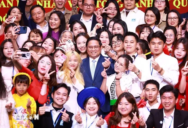Thủ tướng: Người Việt tại Vân Nam gìn giữ, phát huy quan hệ Việt - Trung - Ảnh 3. Thủ tướng: Người Việt tại Vân Nam gìn giữ, phát huy quan hệ Việt - Trung - Ảnh 3.
