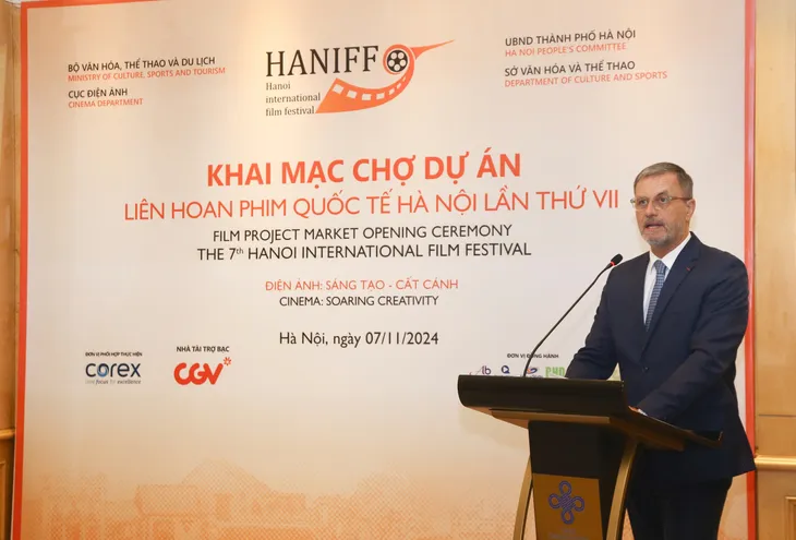 LHP HANIFF VII: Con trai NSND Hồng Vân tham gia Chợ dự án phim, cạnh tranh cùng cha đẻ của Memento Mori: Đất - Ảnh 4. LHP HANIFF VII: Con trai NSND Hồng Vân tham gia Chợ dự án phim, cạnh tranh cùng cha đẻ của Memento Mori: Đất - Ảnh 4.