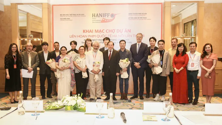 LHP HANIFF VII: Con trai NSND Hồng Vân tham gia Chợ dự án phim, cạnh tranh cùng cha đẻ của Memento Mori: Đất - Ảnh 1. LHP HANIFF VII: Con trai NSND Hồng Vân tham gia Chợ dự án phim, cạnh tranh cùng cha đẻ của Memento Mori: Đất - Ảnh 1.