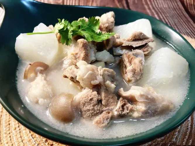 Bí ẩn món ăn đầu tiên của phi hành gia tàu vũ trụ Thần Châu sau khi trở về Trái đất - Ảnh 1. Bí ẩn món ăn đầu tiên của phi hành gia tàu vũ trụ Thần Châu sau khi trở về Trái đất - Ảnh 1.