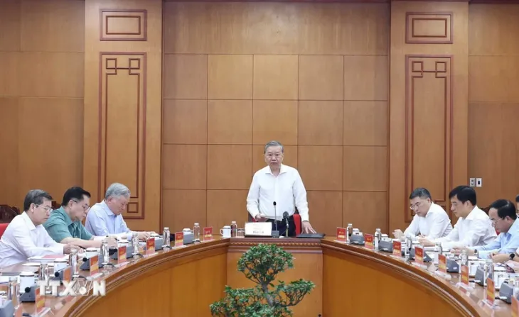 Tổng Bí thư Tô Lâm làm việc với Tiểu ban Văn kiện và Tiểu ban Điều lệ Đảng - Ảnh 1. Tổng Bí thư Tô Lâm làm việc với Tiểu ban Văn kiện và Tiểu ban Điều lệ Đảng - Ảnh 1.