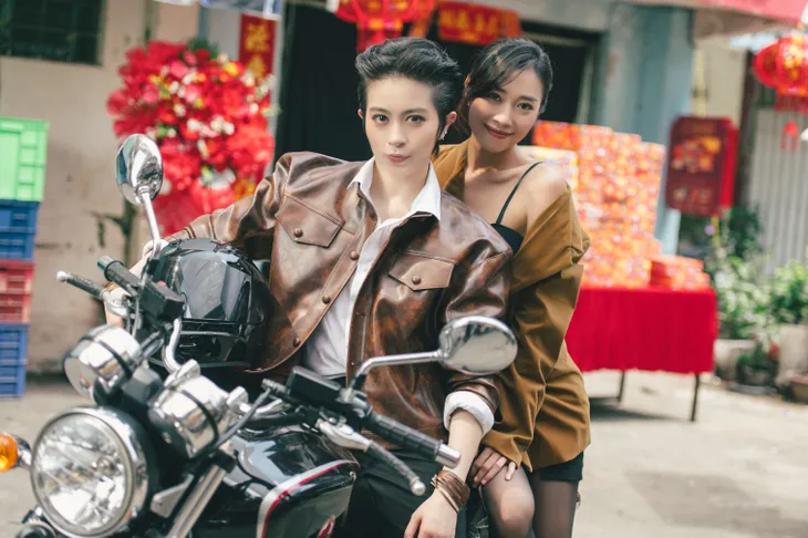 Trúc Nhân, Đinh Hà Uyên Thư, Mew Amazing náo loạn Vpop dịp cuối năm - Ảnh 4. Trúc Nhân, Đinh Hà Uyên Thư, Mew Amazing náo loạn Vpop dịp cuối năm - Ảnh 4.