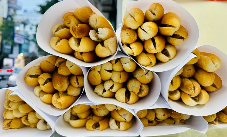 Góc trải nghiệm: Food Tour Hải Phòng - điểm nhấn du lịch thành phố Hoa phượng đỏ - Ảnh 8. Góc trải nghiệm: Food Tour Hải Phòng - điểm nhấn du lịch thành phố Hoa phượng đỏ - Ảnh 8.