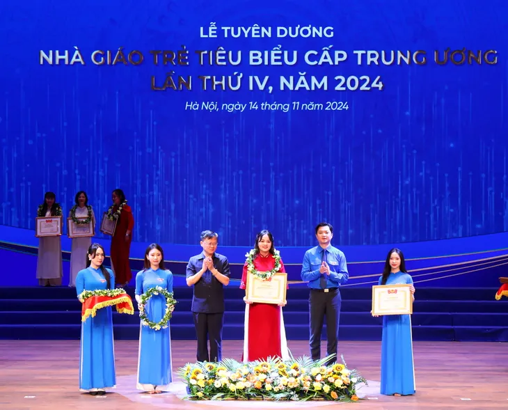 Tôn vinh “Nhà giáo trẻ tiêu biểu 2024”: Những hạt nhân tiên phong xây dựng nền giáo dục hiện đại - Ảnh 3.