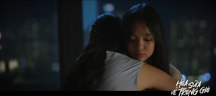 Hoa sữa về trong gió: Phương bất ngờ quan tâm đến mẹ - Ảnh 2. Hoa sữa về trong gió: Phương bất ngờ quan tâm đến mẹ - Ảnh 2.